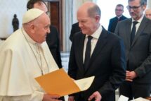 Papa Francisco recebe em audiência, o chanceler da Alemanha Olaf Scholz