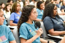 Lançamento da Campanha da Fraternidade na PUC-Rio tem participação de jovens