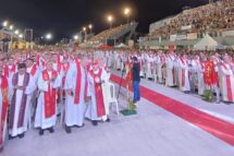 Mais de 80 mil pessoas celebram Pentecostes em Manaus