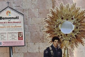 Assis recebe com festa reconhecimento de milagre por intercessão de Carlo Acutis