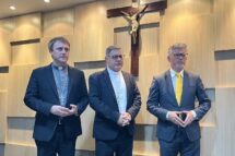 Arquidiocese de Brasília recebe bispo auxiliar de Kiev e embaixador da Ucrânia