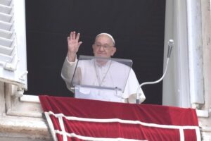 O Papa: com a busca por poder e dinheiro, o homem se torna escravo