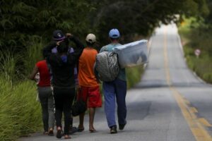 Relatório divulga dados e perfil dos refugiados no Brasil e no mundo