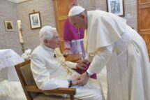 O Papa: “Bento XVI continuou acompanhando a Igreja e o seu sucessor”