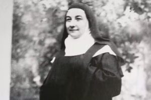 Conheça a Venerável Madre Carminha