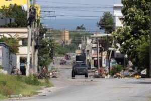 Haiti, libertado sacerdote sequestrado por gangues. Espiral do mal devora o país