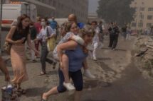 Papa consternado por ataques a hospitais em Kiev e escola em Gaza