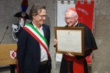 Cidadania honorária de Primiero San Martino di Castrozza para cardeal Parolin