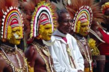 O Papa em Papua encontrará uma Igreja forte e multicolorida