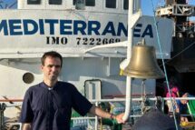 Papa abençoa primeira missão de resgate de migrantes no Mediterrâneo