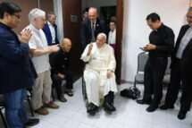 Papa com jesuítas de Singapura: encontro sobre vocações e desafios da Ásia