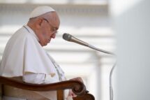 Papa: “Que o Senhor dê a todos um coração que busca a paz”