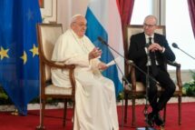 Papa em Luxemburgo: servir é o mais alto título de nobreza