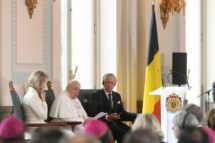O Papa na Bélgica: paz e repúdio da guerra. O abuso na Igreja “é uma vergonha”