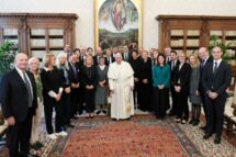 Papa Francisco: é preciso divulgar ao mundo o valor de ser família