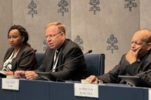 Cardeal Gracias: “dar valor a todas as culturas, respeitá-las”