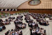 Relações na Igreja Sinodal: “Um lugar onde todos são bem-vindos”