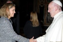 Sínodo: nos Seminários a formação deve ser feita por homens e mulheres