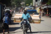 O Papa: rezemos pelo Haiti, defender a dignidade e os direitos de todos