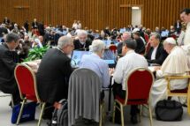 Uma Igreja sinodal: dialogar juntos pela paz