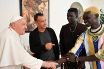 Sínodo: filme sobre migração, já conhecido pelo Papa, será projetado nesta terça-feira