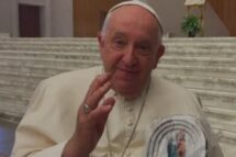 Francisco aos jovens: nunca parem, sigam em frente com coragem e alegria