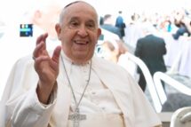 Papa: onde entra o Espírito Santo, renasce a capacidade de doar-se