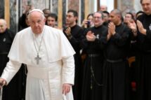 Francisco aos passionistas: através da Paixão de Jesus, dar significado à dor do irmão que sofre