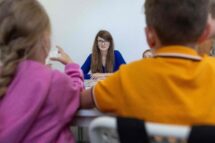 Ucrânia: Unicef ajuda 700 escolas para o inverno