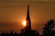 Bispo do Laos e Camboja: a vida da Igreja aqui “é um pequeno milagre”