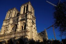 Papa aos bispos da França: que a reabertura de Notre-Dame seja um sinal profético