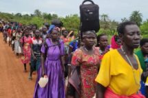 UGANDA – Incendiada a igreja de Mapeera Kigungu