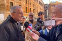 Cardeal Parolin: problemas globais precisam de diálogo