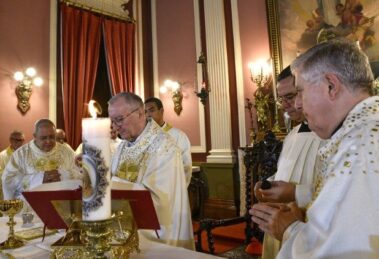 Cardeal Parolin celebra a Santa Missa no Palácio Episcopal São Joaquim