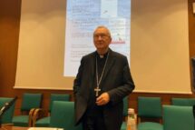 Parolin: preocupantes notícias que chegam da Ucrânia, parar enquanto há tempo