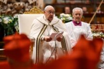 Papa aos novos cardeais: não ceder à competição corrosiva, mas construir a unidade