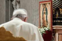 Papa: o mistério guadalupano se resume no manto, na rosa e no índio. “O resto é ideologia”