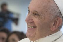 O Papa: a fé não é o ópio dos povos, mas encontro e serviço