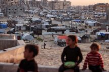 Gaza: 11 crianças mortas em ataques israelenses. 4 bebês morrem de hipotemia