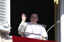 Papa: “Como é desumana a guerra, que despedaça o coração das mães!”