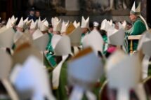 Jubileu 2025: no Ano Santo aplicar as conclusões do Sínodo nas dioceses