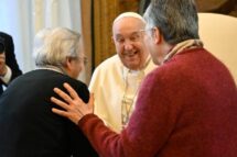 Papa a religiosas: o “azedume” não atrai. Jamais dialogar com o diabo