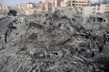Gaza, mais de 45.800 mortos. Retomadas em Doha colóquios sobre reféns