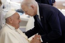 Biden confere ao Papa a Medalha da Liberdade