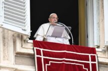 Papa convida a festejarmos a data do batismo como um novo aniversário
