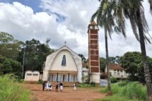 Angola. De Benguela ao Bailundo, crónica de uma viagem missionária