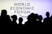 Papa pede aos participantes do WEF que usem a IA de forma ética