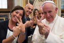Vaticano: maior oferta de cobertura dos eventos do Papa com a língua de sinais