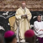 Parolin: contra as “doenças espirituais” da mídia, comunicar sem gritar