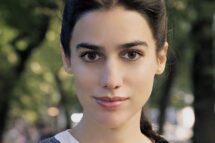 A menina que está no limiar